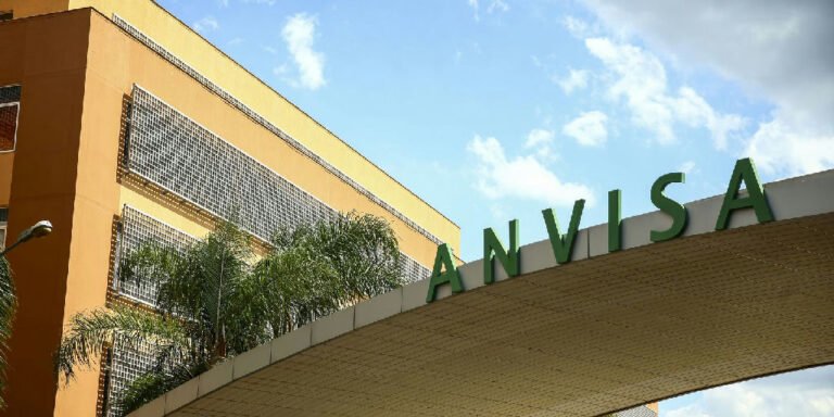 Anvisa suspende lotes do Ocrevus e proíbe venda de manipulados da ICT Farmacêutica por falhas