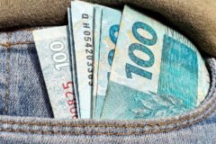 Contas do governo fecham agosto com rombo de R$ 13,6 bilhões abaixo das projeções do mercado