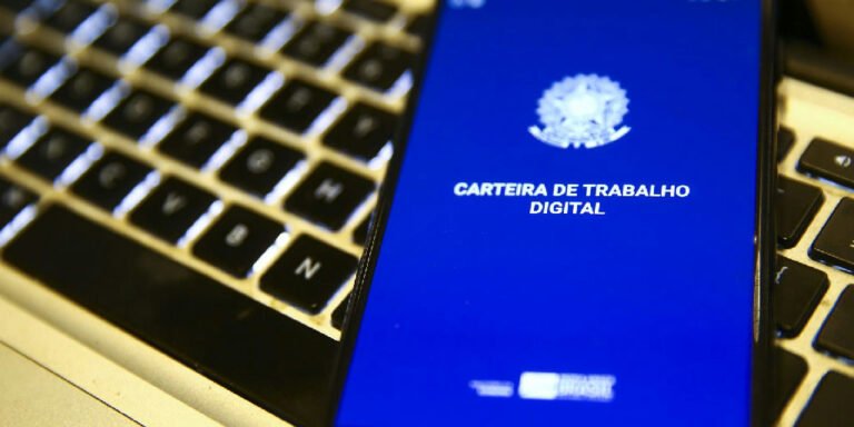 Desemprego no Brasil cai para 5,3% e atinge o menor patamar para o período em 14 anos