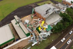 Simepar descarta tornados em destruição causada por tempestades no Paraná