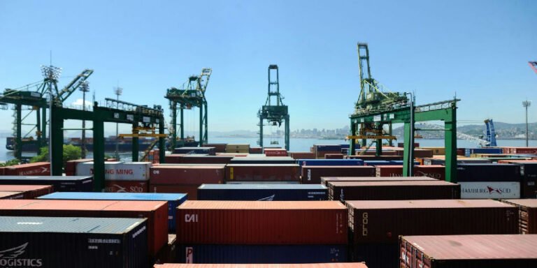 Exportações de commodities e petróleo levam balança comercial a superávit de US$ 7,74 bi em setembro