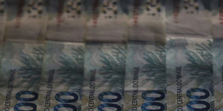 Mercado financeiro eleva projeção da inflação para 2026 e supera teto da meta